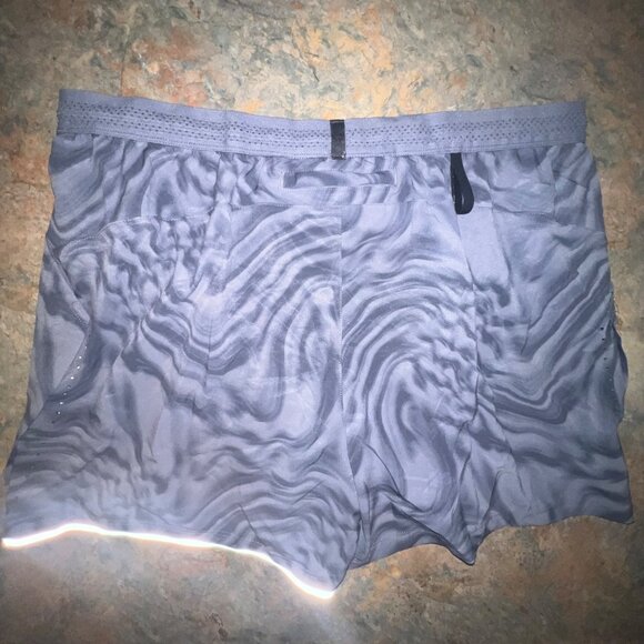 VRST Men's  Athletic Shorts, XL‎ Gray Patterned - Picture 5 of 9